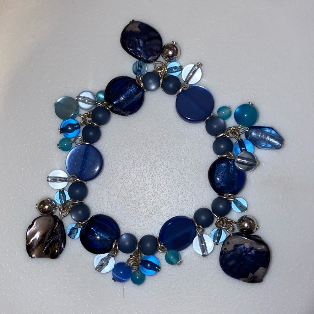 🔴 Blue bracelet